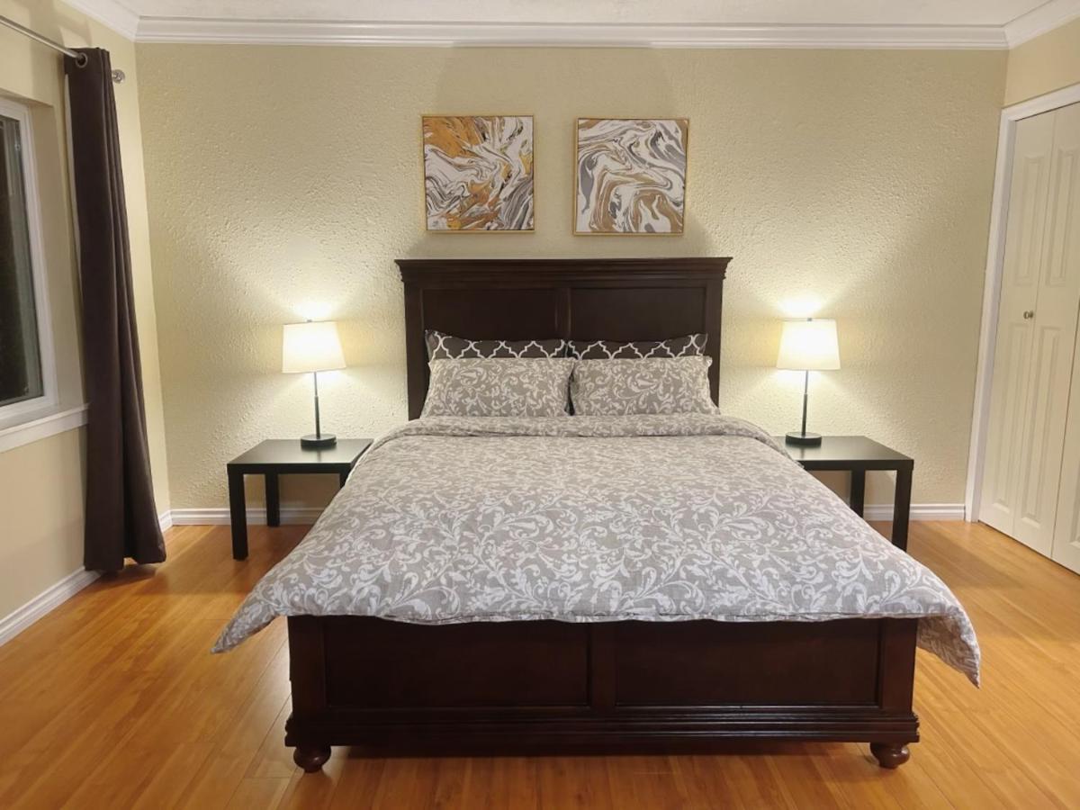 Private Suite With Separated Entrance Monica'S Home ريتشموند، كولومبيا البريطانية المظهر الخارجي الصورة